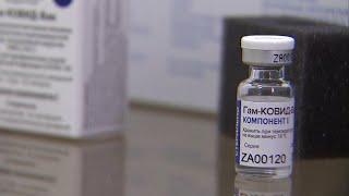 Вакцина от коронавируса включена в национальный календарь прививок.