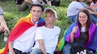 В Одесі сталася жорстка бійка радикалів з поліцією та ЛГБТ-активістами